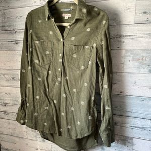 Green linen button down-elephant print